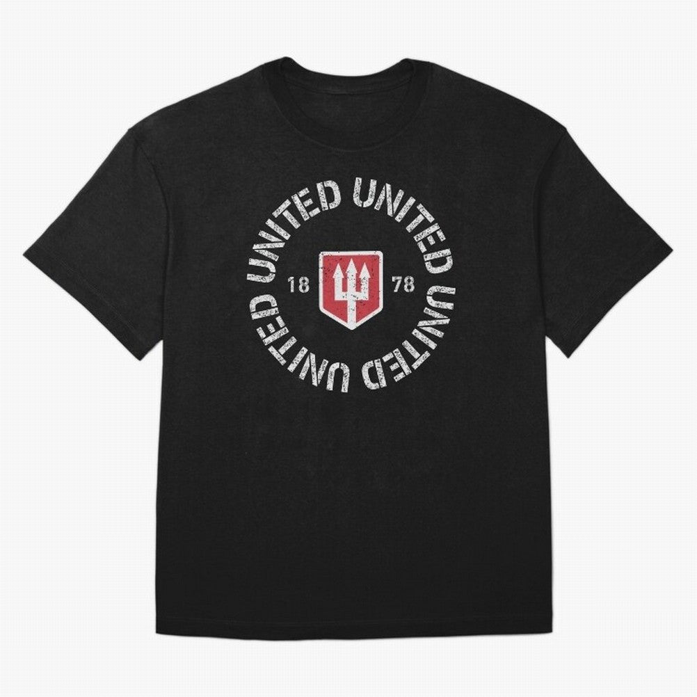 Manchester United Retro Vintage Oversized T-Shirt Support Iconic Players in Global Football Passion for FIFA World Cup 2026 Group Stage, Celebrating Mbappe and Neymar, Germany, Tournament Hype, Historic Matchups, Family Viewing Parties and Global