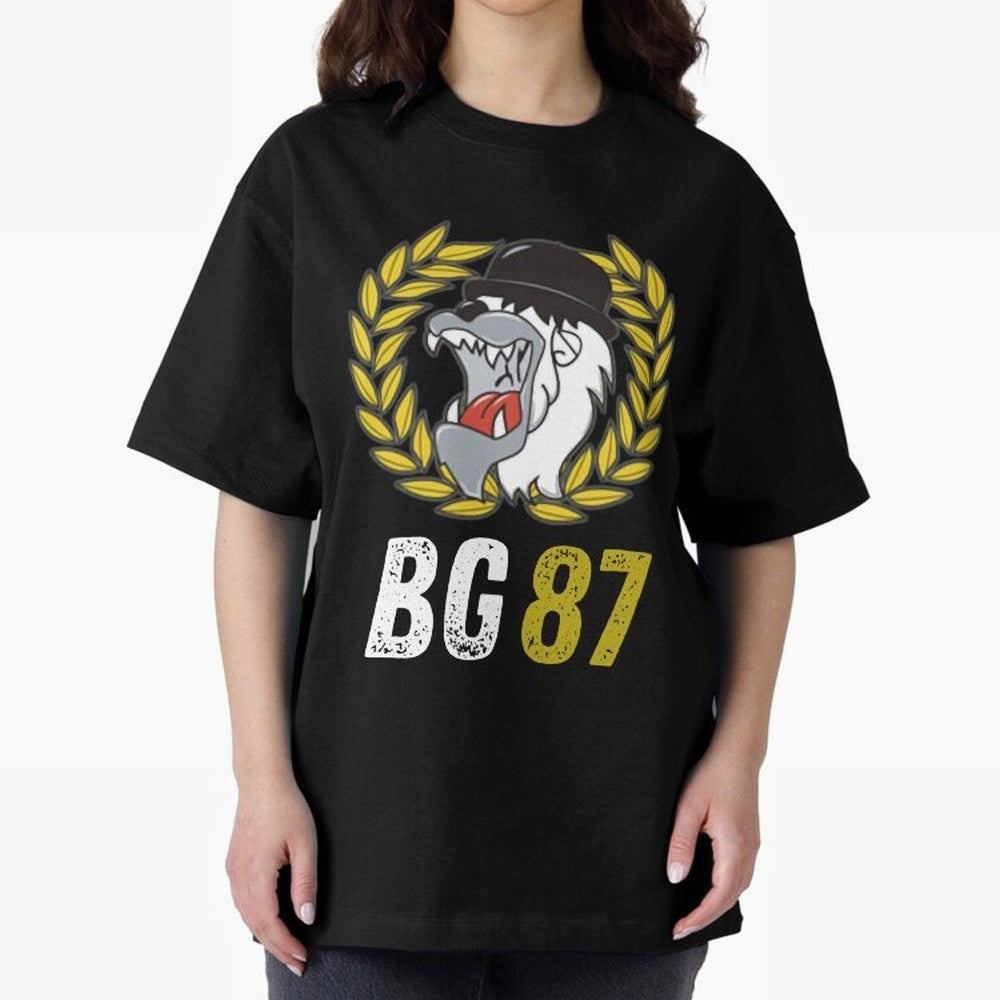 mala suerte 87 (hinchas del lyon) Camiseta esencial Oversized T-Shirt Honor Global Football Passion for FIFA World Cup 2026 Group Stage, Built around Messi, Neymar and Mbappe, England, France and Netherlands, Classic Soccer Heritage, Championship