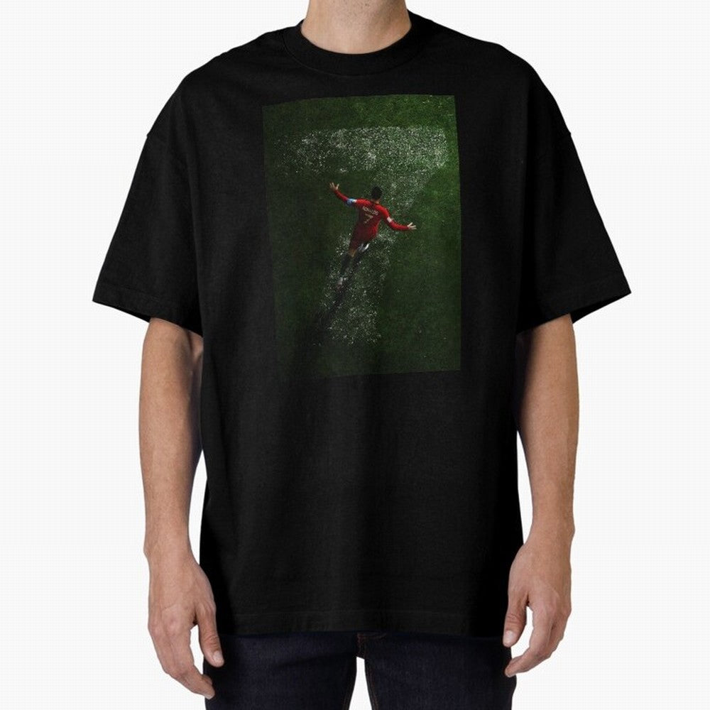 CR7 The G.O.A.T. Football Art - Cristiano Ronaldo Oversized T-Shirt Enjoy the Biggest Football Party of FIFA World Cup 2026 USA Canada Mexico for Fans of Messi and Argentina and Brazil, Bringing Sports Nostalgia, International Competition, Famous