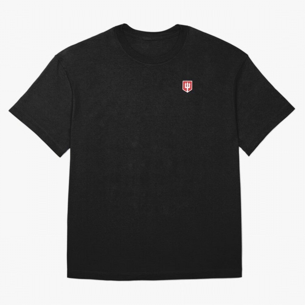 Manchester United Minimal Badge Oversized T-Shirt Bring Champion Energy into FIFA World Cup 2026 for Fans of CR7 and Spain and Netherlands, Bringing Retro Football Energy, Iconic Rivalries, Trophy Chase Drama and Stadium Atmosphere; Great for Watch