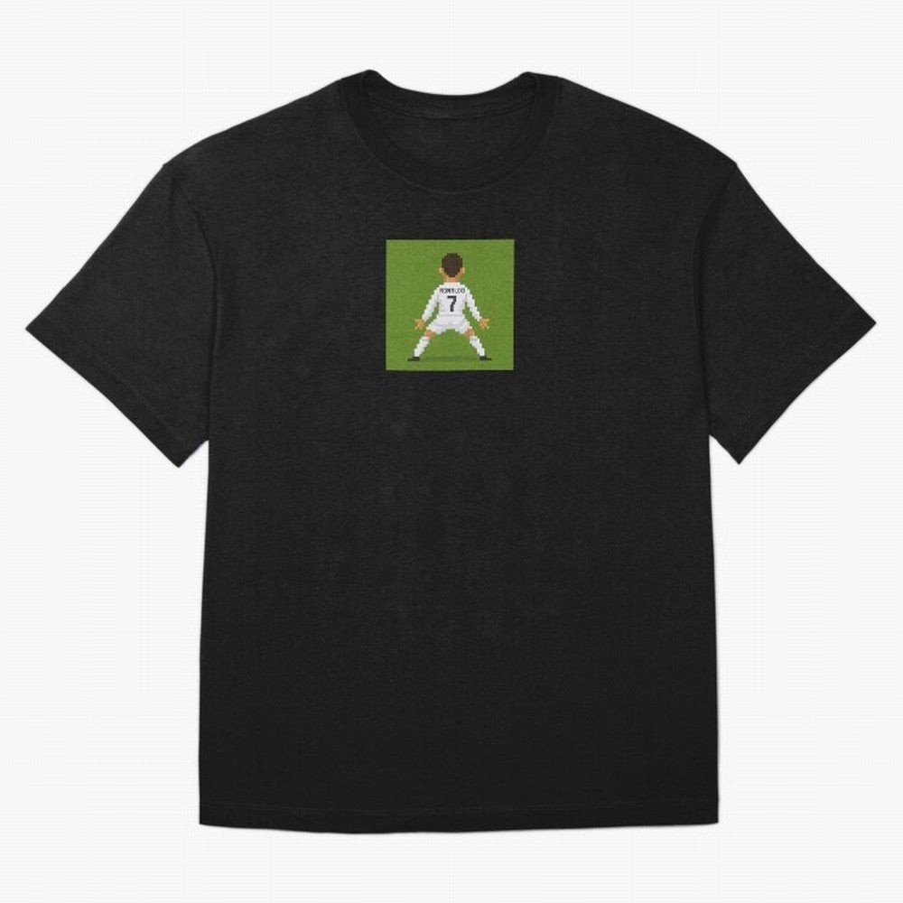 Cristiano Ronaldo Real Madrid Pixel Siuuu Art Oversized T-Shirt Celebrate the Magic of FIFA World Cup 2026 Spirit, Featuring Portugal, Mbappe, Vintage Soccer Flavor, Modern Football Stars, National Flags and Final Night Emotion; Ideal for Fans Who