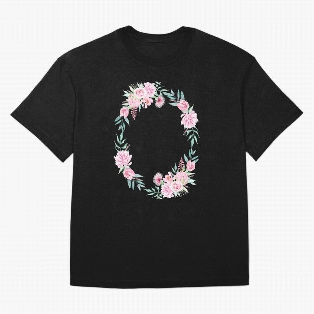Proverbios 31:25 ¨C Est¨¢ vestida de fuerza y dignidad | Vers¨ªculo B¨ªblico Floral | Mujer de Fe Oversized T-Shirt Elevate Match Day Hype around FIFA World Cup 2026 Group Stage, Cristiano Ronaldo, Haaland and CR7, Portugal, Spain and Germany,