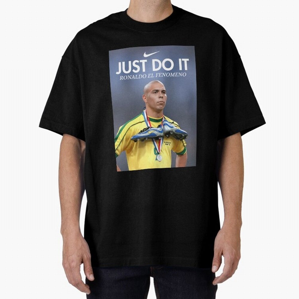 Ronaldo Fenomeno Ronaldo Nazario Vintage Sports Decor Living Room Decor For Walls Sports Bedroom Decor Game Room Decor R9 Oversized T-Shirt Keep the Legacy of the FIFA World Cup 2026 USA Canada Mexico Journey through Mbappe Highlights, Argentina