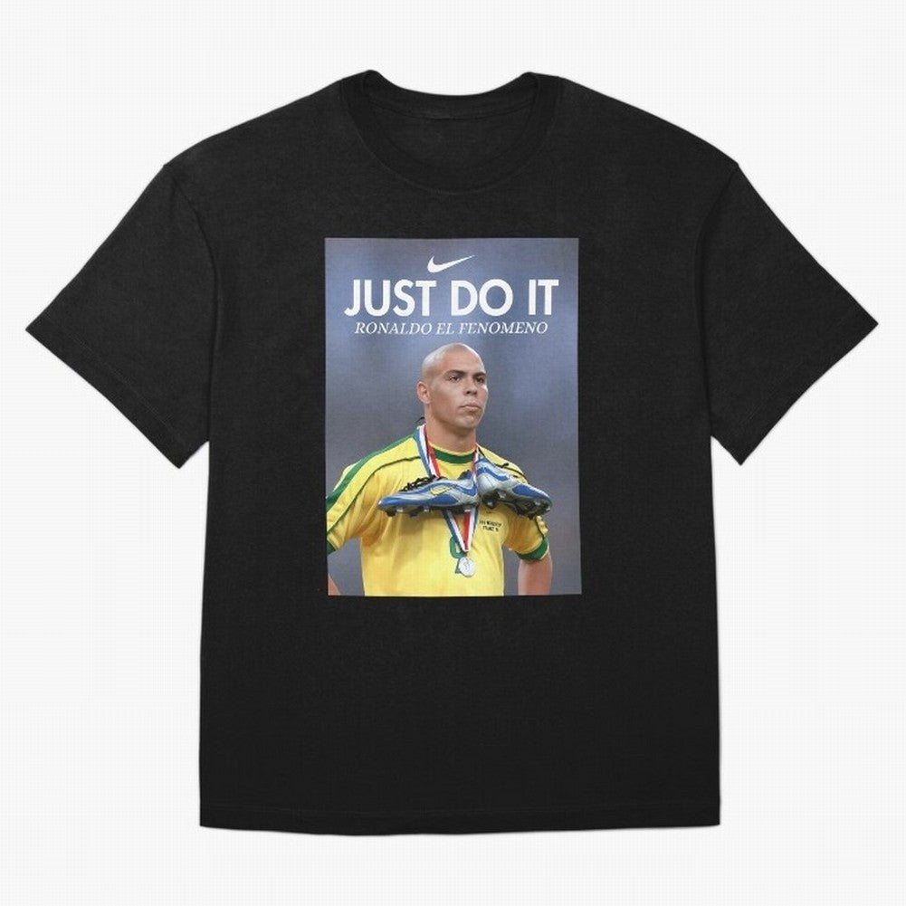Ronaldo Fenomeno Ronaldo Nazario Vintage Sports Decor Living Room Decor For Walls Sports Bedroom Decor Game Room Decor R9 Oversized T-Shirt Keep the Legacy of the FIFA World Cup 2026 USA Canada Mexico Journey through Mbappe Highlights, Argentina