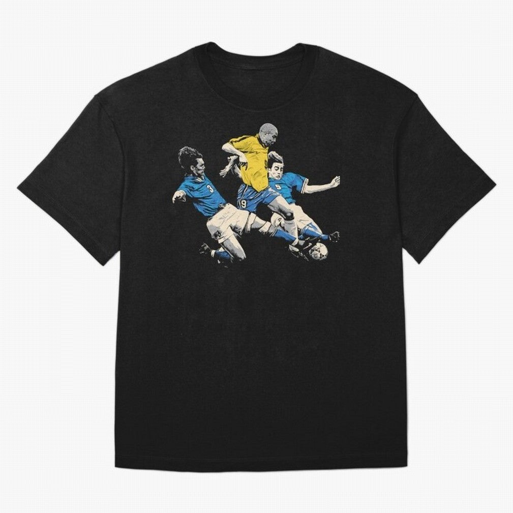 Ronaldo Nazario Oversized T-Shirt Show Fan Pride Across Match Day Hype around FIFA World Cup 2026, Mbappe and Neymar, Germany, Retro Football Energy, Iconic Rivalries, Trophy Chase Drama and Stadium Atmosphere; Built for Supporters Chasing Trophy
