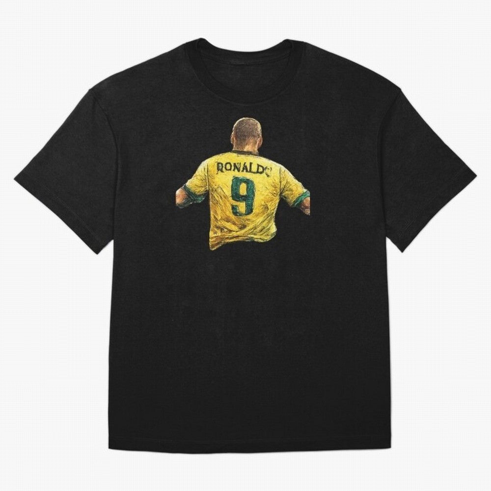 Brazilian Football Legend No.9 Vintage Streetwear Design Oversized T-Shirt Bring a Champion Mindset to the FIFA World Cup 2026 Journey through Messi and Cristiano Ronaldo Highlights, Argentina Pride, Vintage Soccer Flavor, Modern Football Stars,