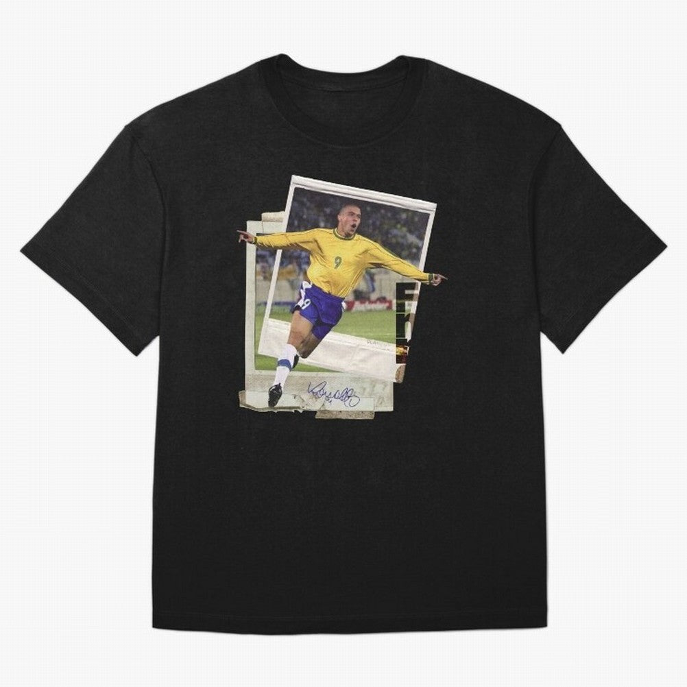 Ronaldo the phenomenon Oversized T-Shirt Celebrate Football Dreams Across FIFA World Cup 2026 USA Canada Mexico Spirit, Inspired by Spain, Neymar, Sports Nostalgia, International Competition, Famous Players and Unforgettable Victories; Perfect for