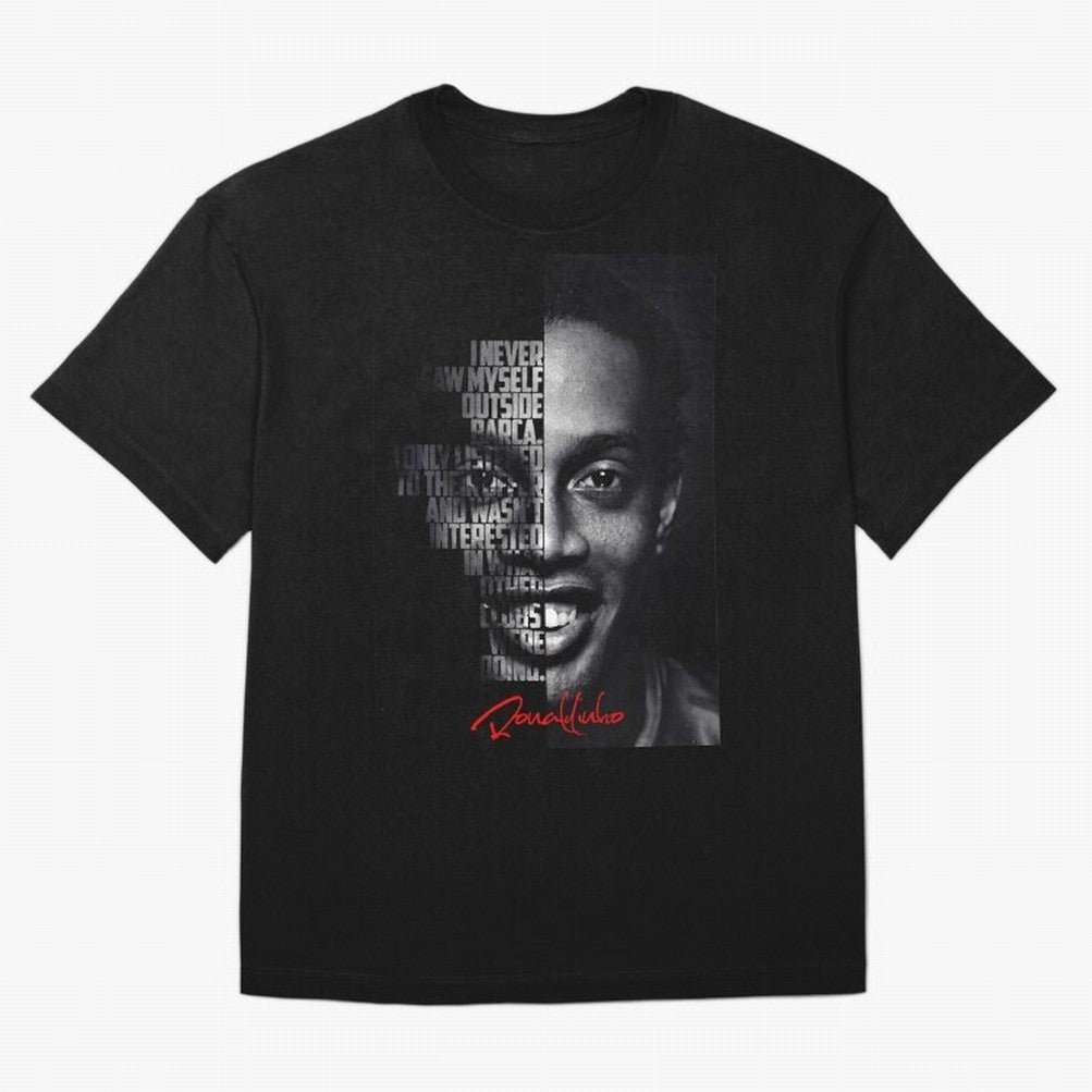Black and white Ronaldinho quote. Oversized T-Shirt Keep the Legacy of Global Football Passion for FIFA World Cup 2026, Highlighting Mbappe and Neymar, Brazil, Fan Favorite Moments, National Team Passion, Big Match Drama and Soccer History; Perfect