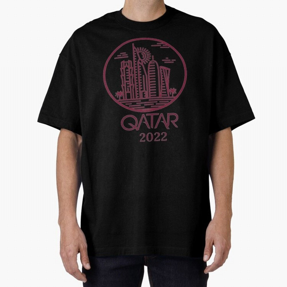 Qatar Welcome Oversized T-Shirt Honor Football Greatness during Match Day Hype around FIFA World Cup 2026, CR7 and Messi, Portugal, Vintage Soccer Flavor, Modern Football Stars, National Flags and Final Night Emotion; Ideal for Football Dads,