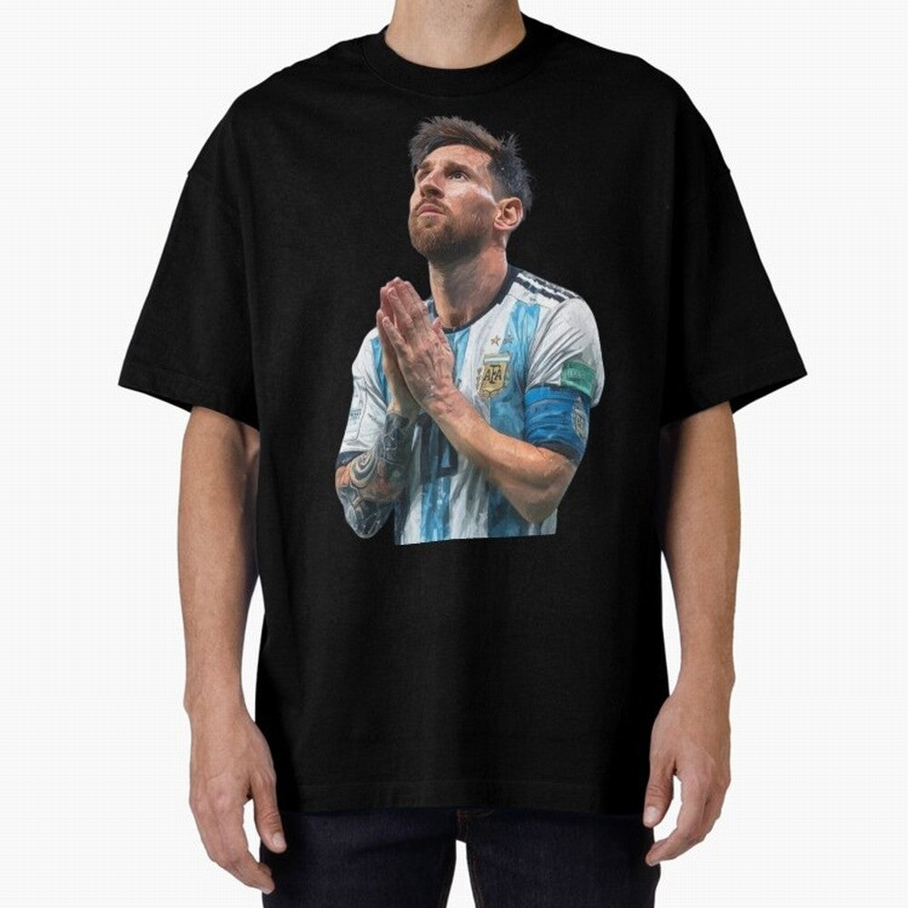 Argentina Messi Football Oversized T-Shirt Support Your Favorite Stars during FIFA World Cup 2026 Spirit, Featuring Portugal, Messi, CR7 and Mbappe, Classic Soccer Heritage, Championship Pressure, Fan Loyalty and International Pride; Perfect for