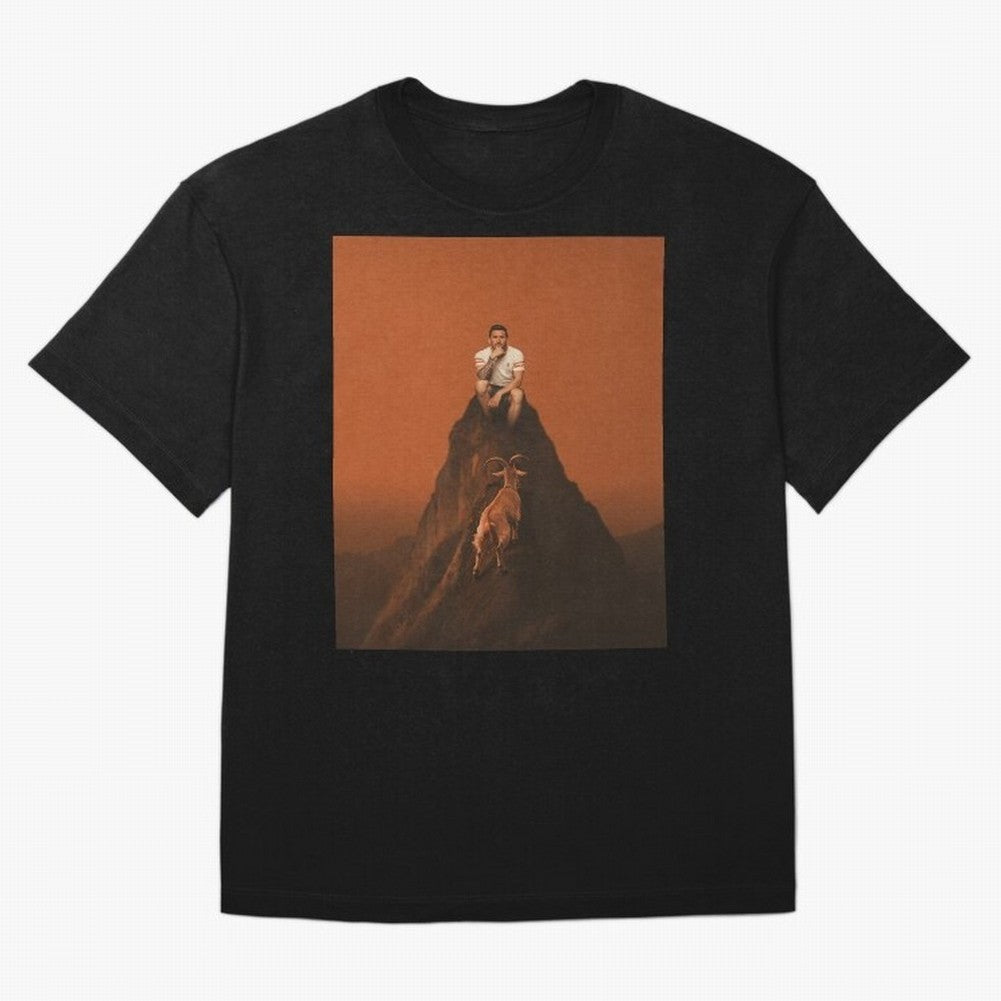 Goat messi football sunset Oversized T-Shirt Relive the Noise and Pride of the FIFA World Cup 2026 Group Stage Journey through Haaland Highlights, Brazil, Portugal and Argentina Pride, Vintage Soccer Flavor, Modern Football Stars, National Flags