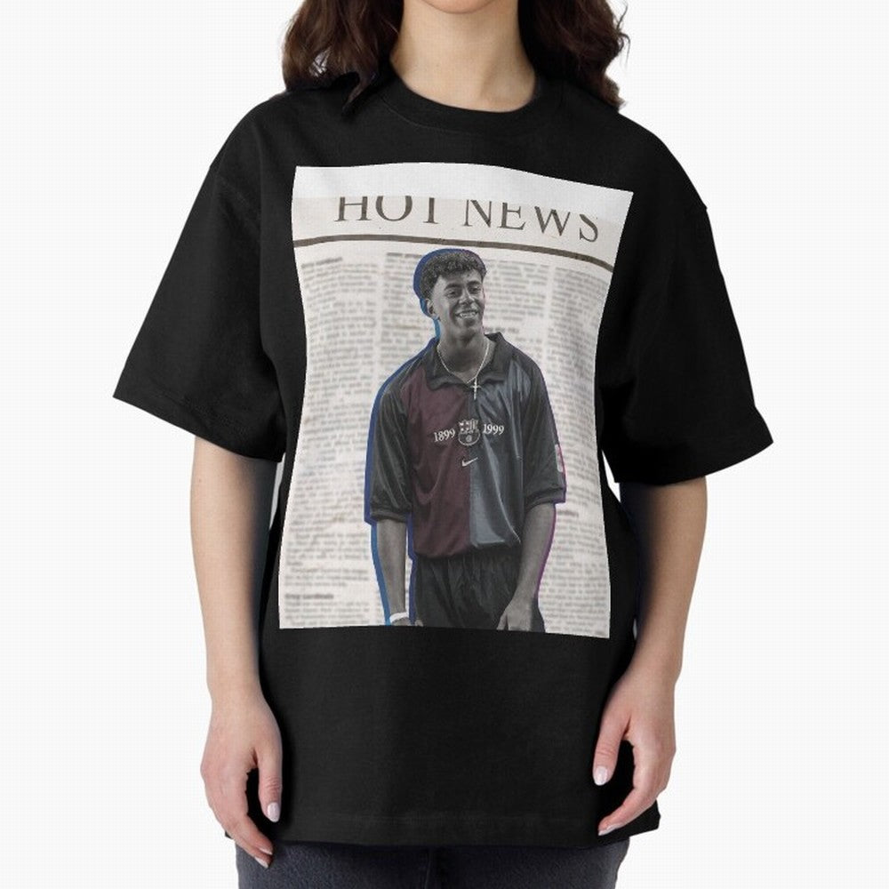 Lamine yamal vintage football player : Lamine yamal Iconic celebration with amazing design for unique portratif gift to football club barcelona friend Graphic T-Shirt Showcase Match Day Hype around FIFA World Cup 2026, Messi and Cristiano Ronaldo,